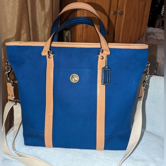 Coach voyager XL weekend tote bag. F 77125 - Picture 1 of 13